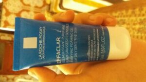 La ROCHE POSAY EFFACLAR DUO+ SPF30